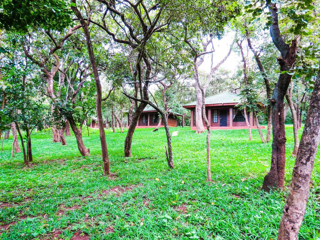 Woodlands Lilongwe Hotel Buitenkant foto